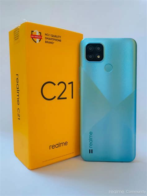 Дизайн Realme C21