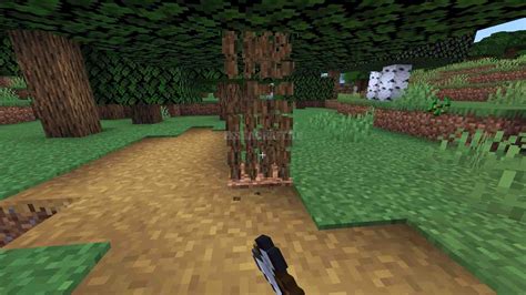 Какие инструменты нужны для рубки дерева в Minecraft?