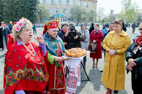 Король Айет и его требования