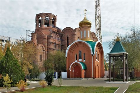 Лучшие места для покупки топчана на телефоне Сергия Радонежского