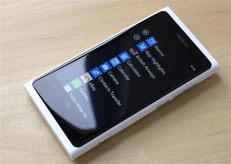 Обзор телефонов Nokia Lumia 800