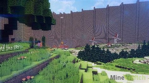 Особенности Атаки Титанов в Minecraft