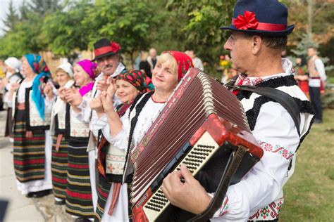 Поздравления с Днём Джакузи