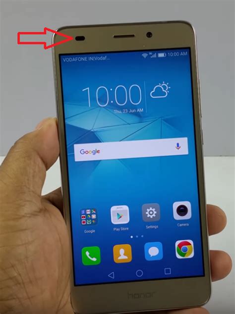 Почему Huawei Honor не блокируется во время разговора?