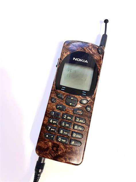 Прорыв: Nokia 2110