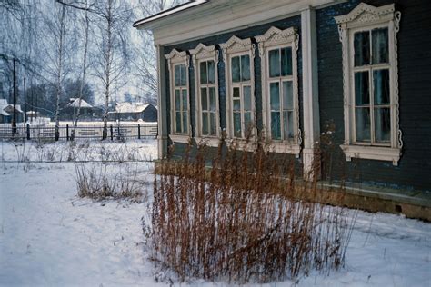 Размещение поселенцев в построенной деревне