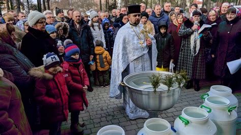 Традиционные и новые способы отмечания праздника