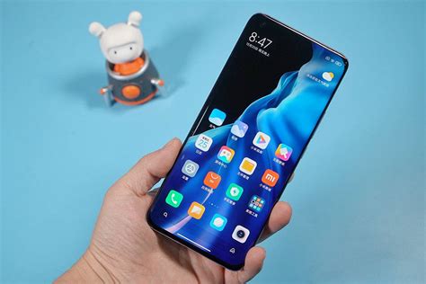 Характеристики компактного смартфона Xiaomi