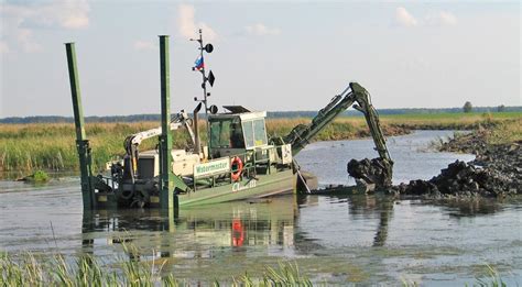 Чистка места от воды и лавы