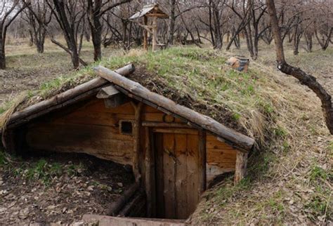 Этапы постройки землянки