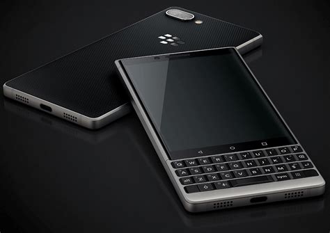 Blackberry Key 2 - стильный телефон с физической клавиатурой