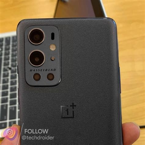 OnePlus 9 Pro с IPS-матрицей