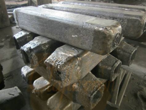 Stainless steel ingot в Майнкрафт